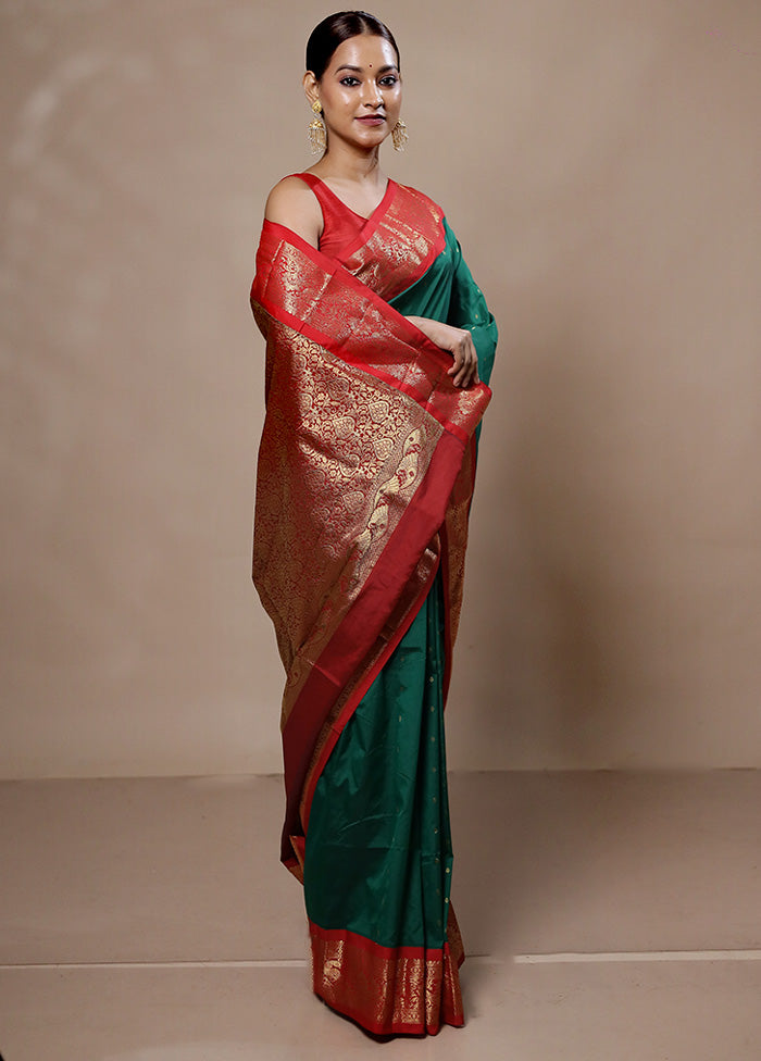 Green Kanjivaram Silk Saree With Blouse Piece