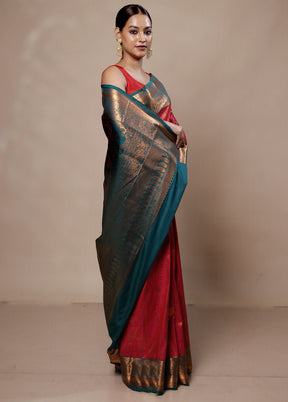 Red Kanjivaram Silk Saree With Blouse Piece