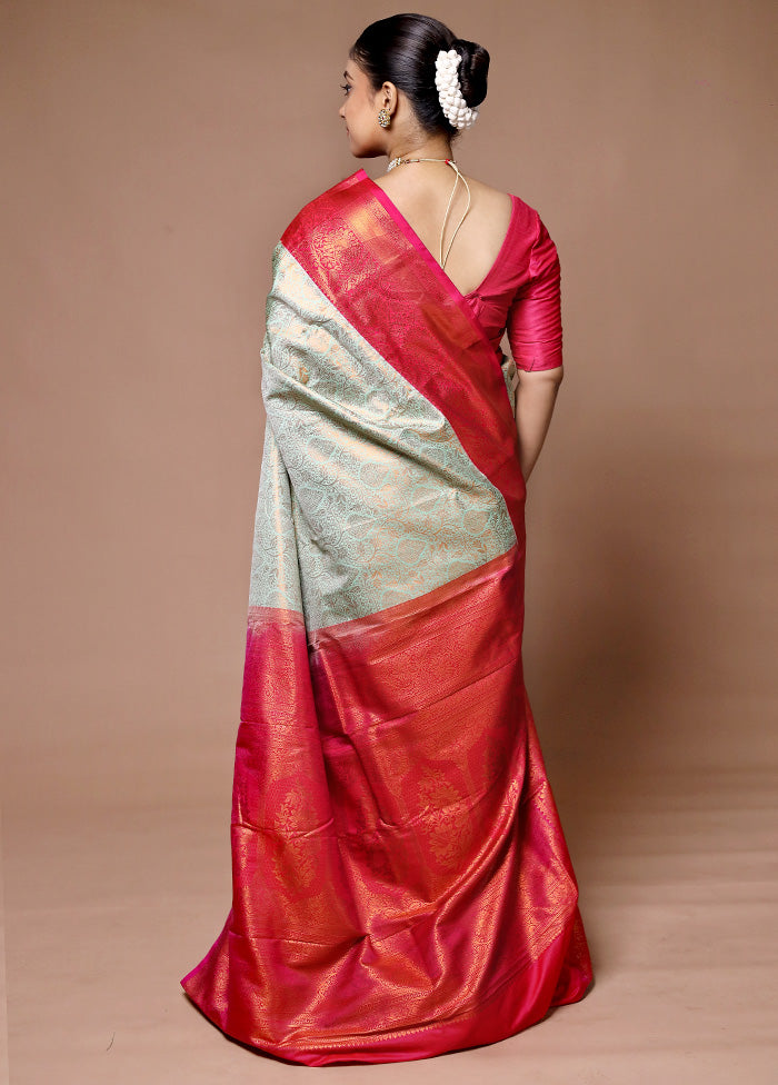 Green Kanjivaram Silk Saree With Blouse Piece