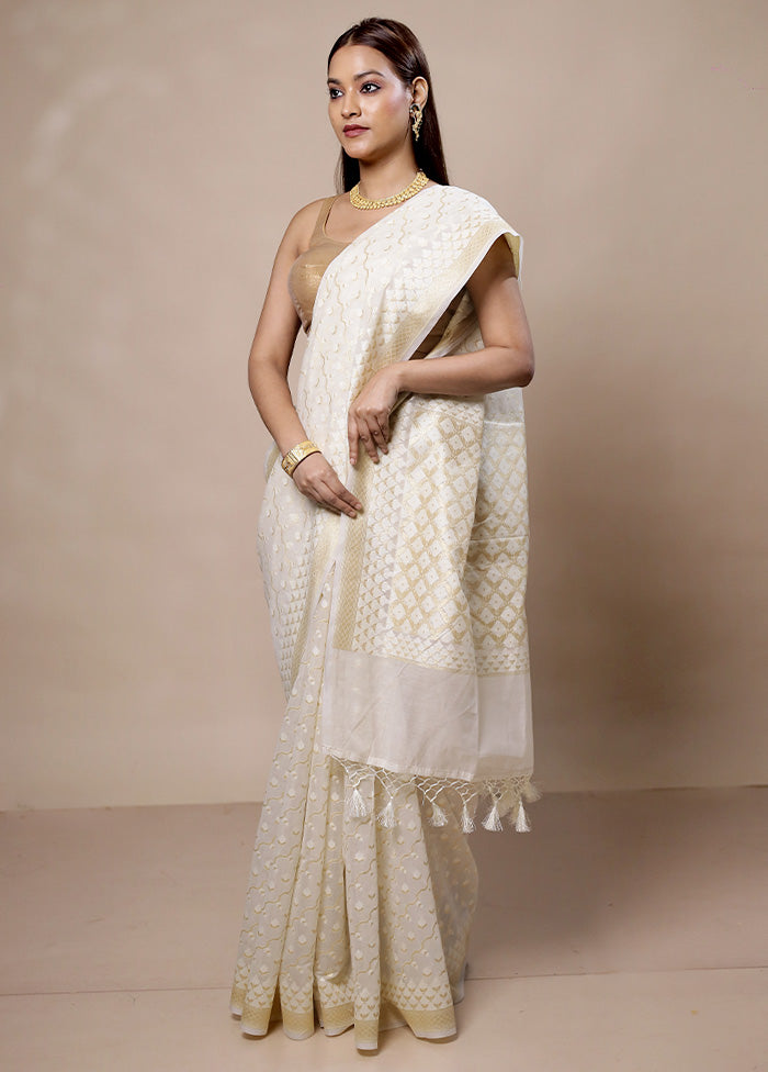 White Kora Silk Saree With Blouse Piece