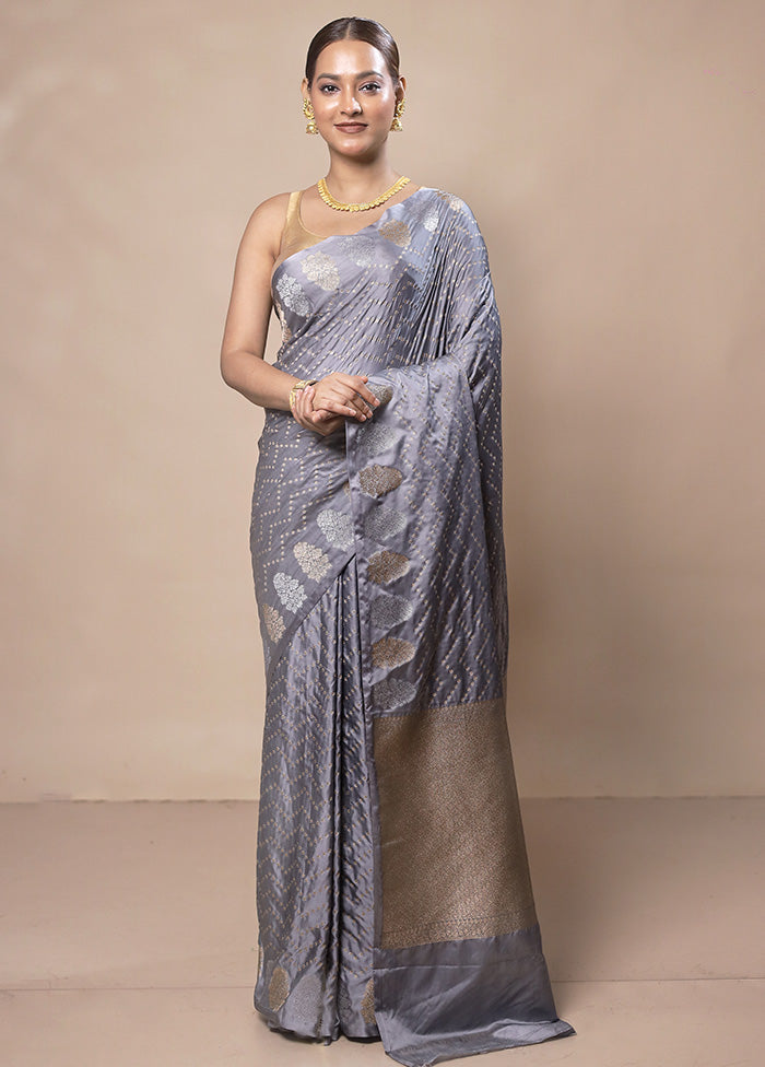 Grey Katan Silk Saree With Blouse Piece