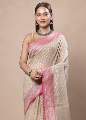 Off White Kora Silk Saree With Blouse Piece