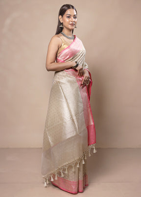 Off White Kora Silk Saree With Blouse Piece