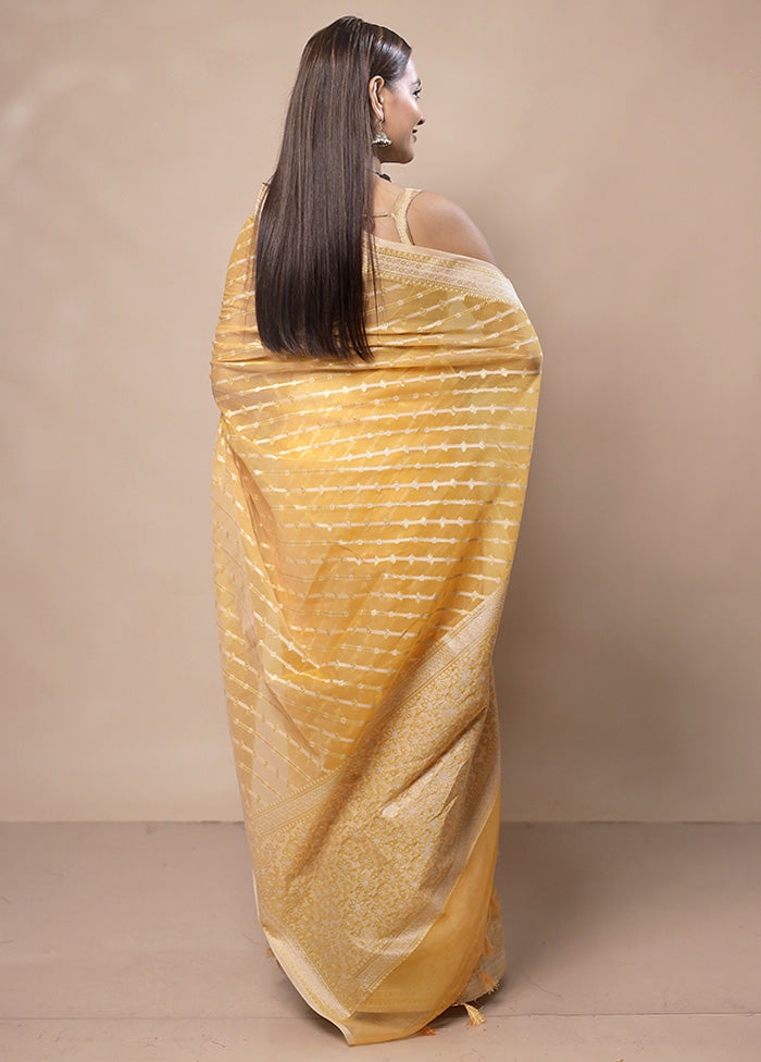 Yellow Kora Silk Saree With Blouse Piece