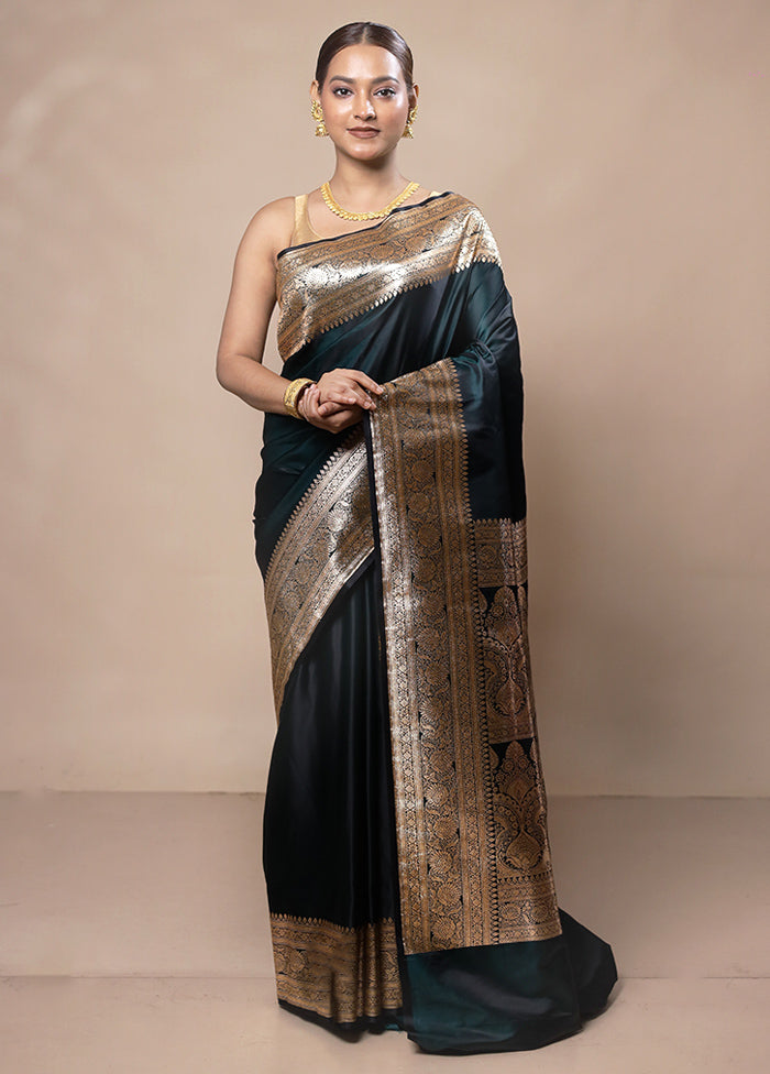 Green Banarasi Silk Saree With Blouse Piece