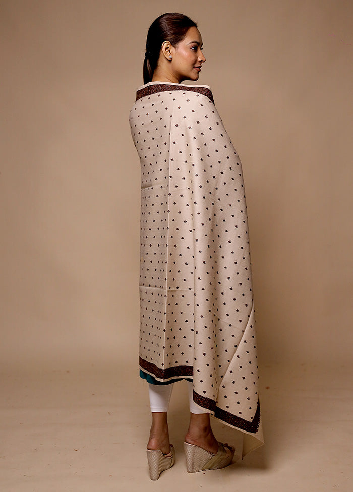 Cream Butta Work With Zari Woven Border Shawl