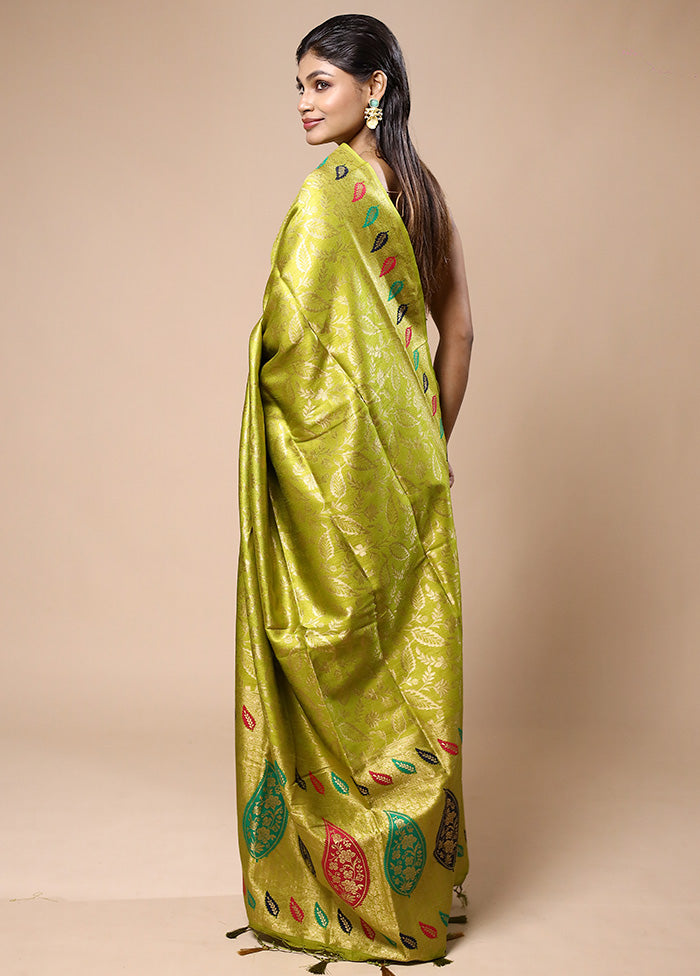 Green Dupion Silk Saree With Blouse Piece