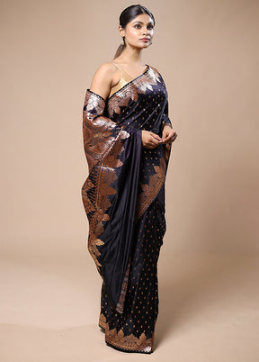 Wine Banarasi Silk Saree With Blouse Piece