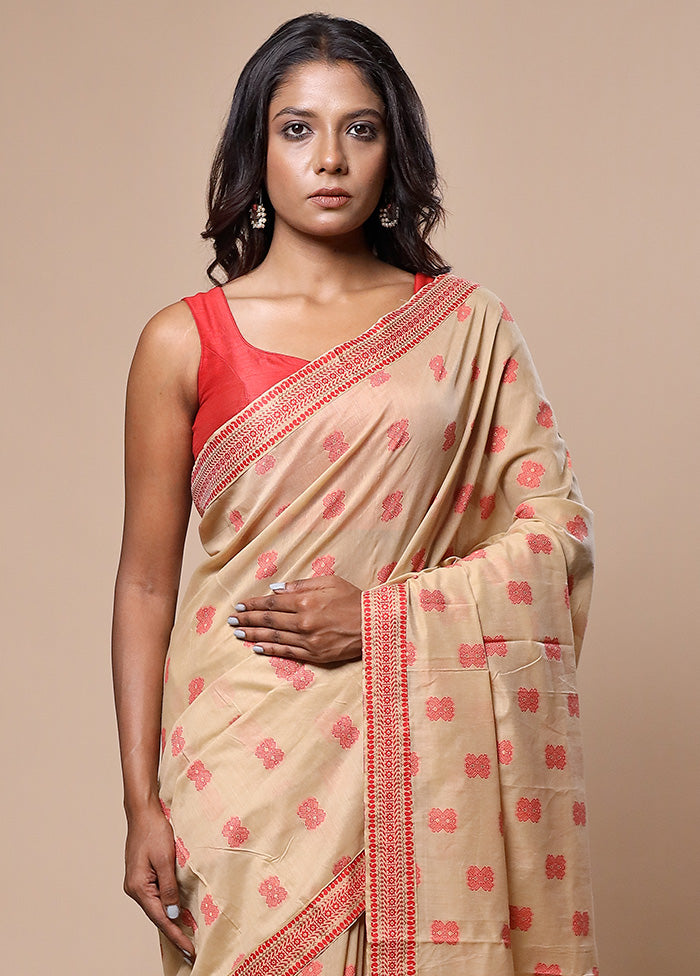 Cream Assam Silk Saree With Blouse Piece