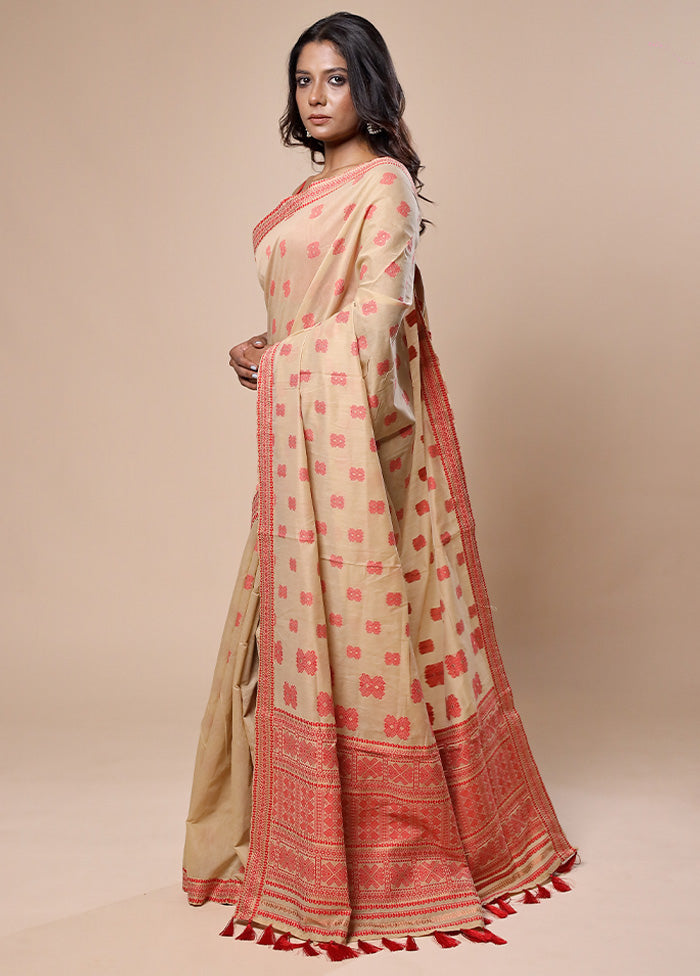 Cream Assam Silk Saree With Blouse Piece