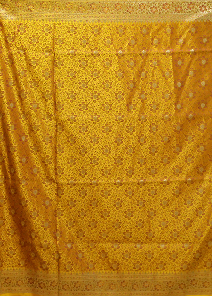 Yellow Handloom Tanchoi Pure Silk Saree With Blouse Piece