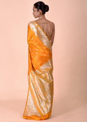 Yellow Tanchoi Silk Saree With Blouse Piece