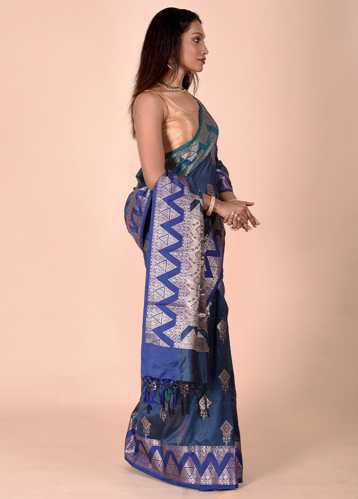 Blue Cotton Saree With Blouse Piece