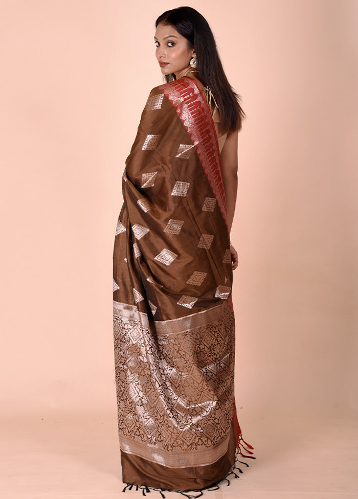 Brown Cotton Saree With Blouse Piece