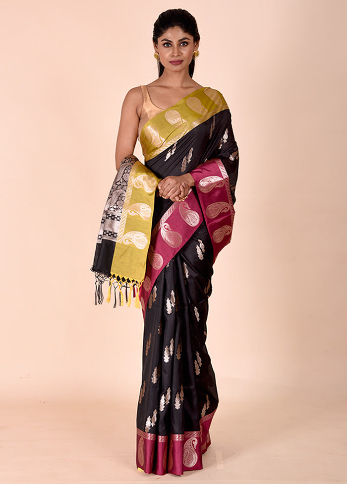 Black Cotton Saree With Blouse Piece