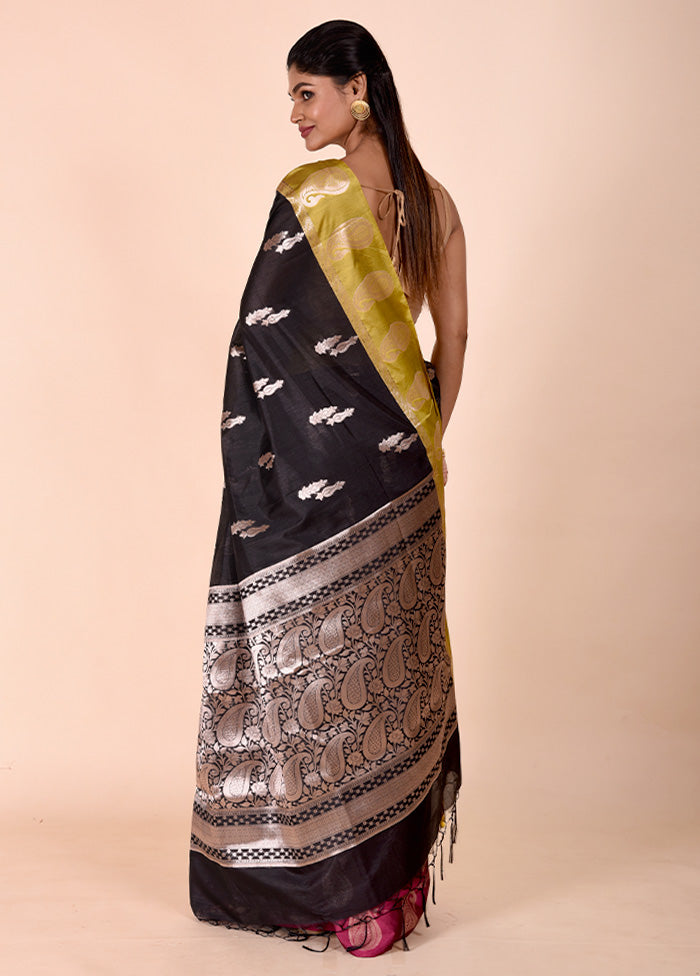 Black Cotton Saree With Blouse Piece