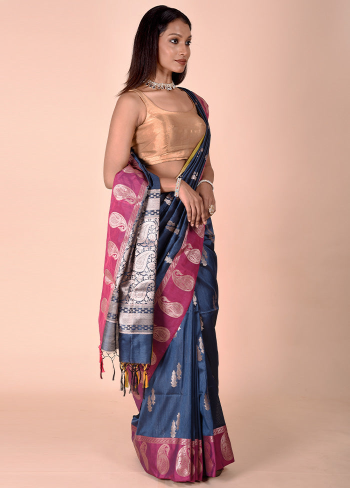 Blue Cotton Saree With Blouse Piece