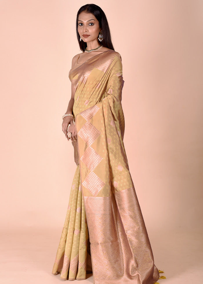 Yellow Kora Silk Saree With Blouse Piece