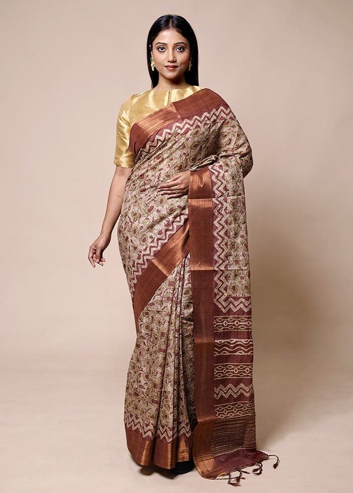 Beige Tussar Silk Saree With Blouse Piece