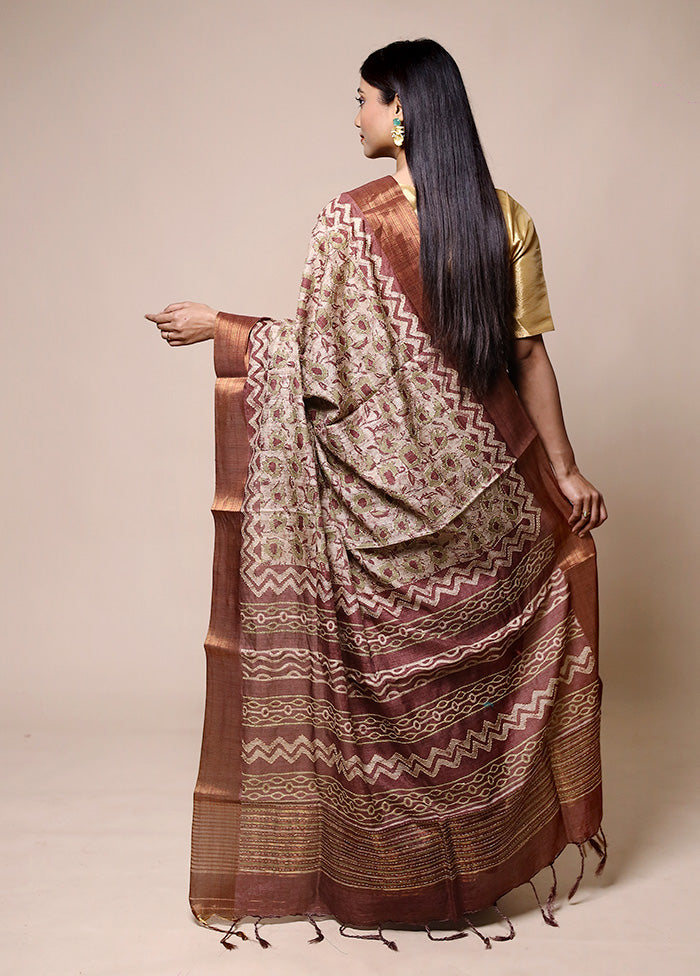 Beige Tussar Silk Saree With Blouse Piece