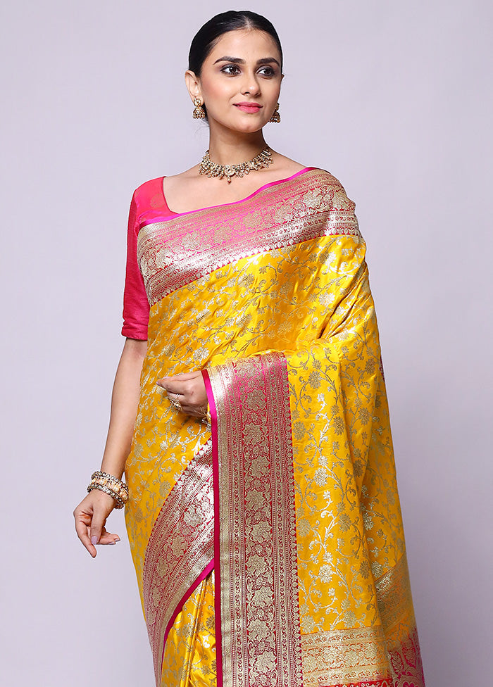 Yellow Handloom Banarasi Pure Silk Saree With Blouse Piece