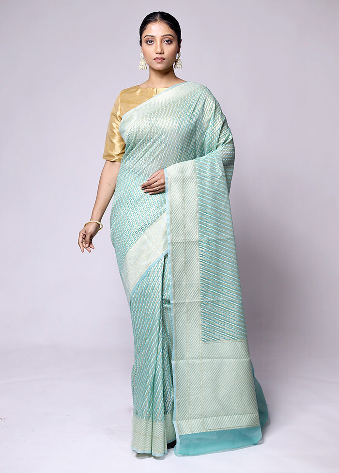 Green Pure Cotton Saree With Blouse Piece