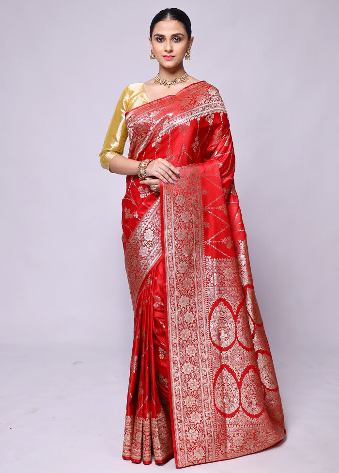 Red Banarasi Silk Saree With Blouse Piece