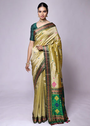 Green Handloom Assam Pure Silk Saree With Blouse Piece