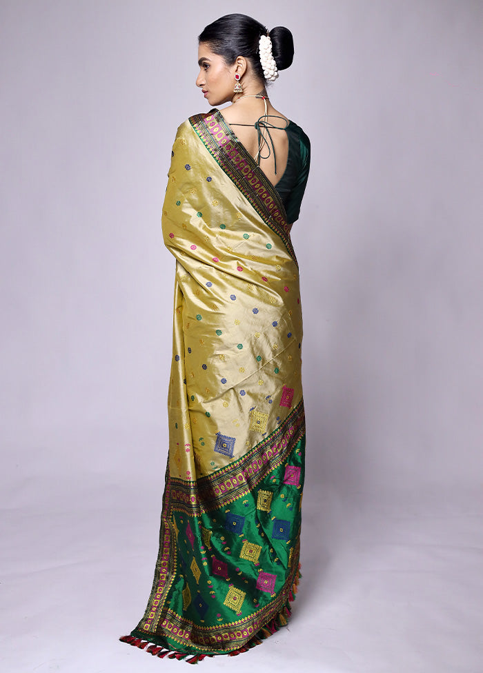 Green Handloom Assam Pure Silk Saree With Blouse Piece