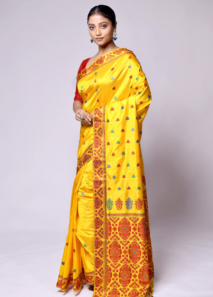 Yellow Handloom Assam Pure Silk Saree With Blouse Piece