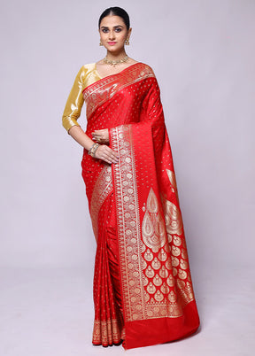 Red Banarasi Silk Saree With Blouse Piece