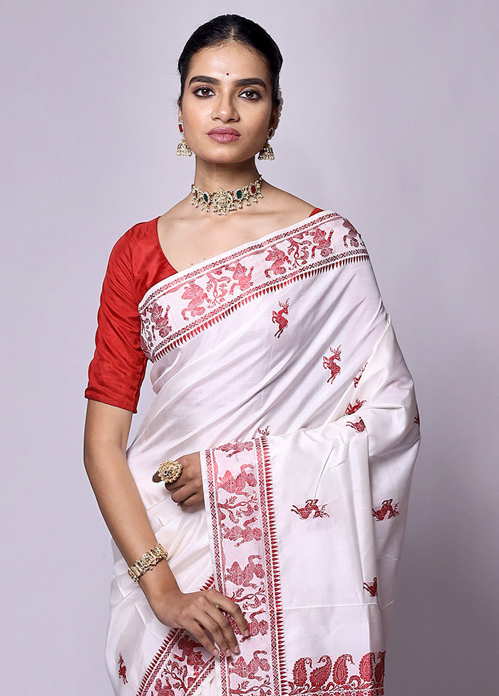 White Handloom Baluchari Pure Silk Saree With Blouse Piece