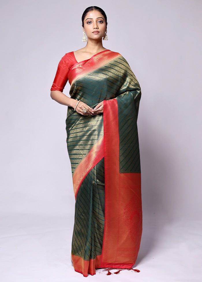 Green Dupion Silk Saree With Blouse Piece