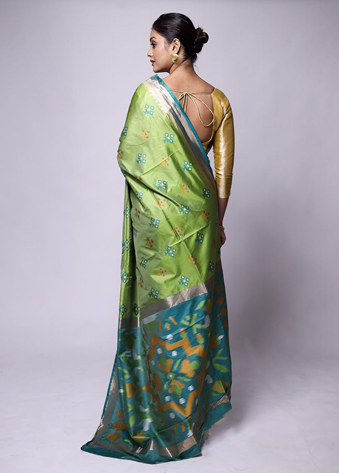 Green Dupion Silk Saree With Blouse Piece