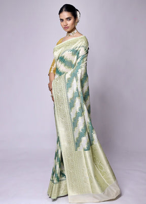 Green Uppada Silk Saree With Blouse Piece