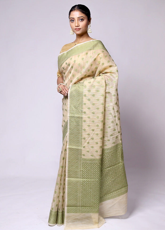 Cream Cotton Saree With Blouse Piece