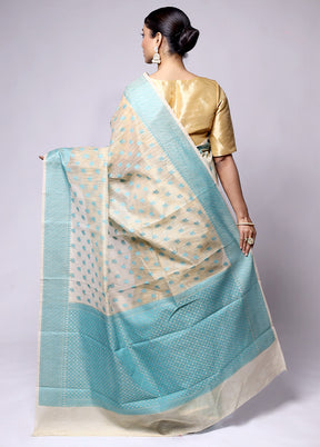 Cream Cotton Saree With Blouse Piece