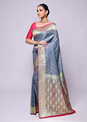 Grey Tanchoi Silk Saree With Blouse Piece