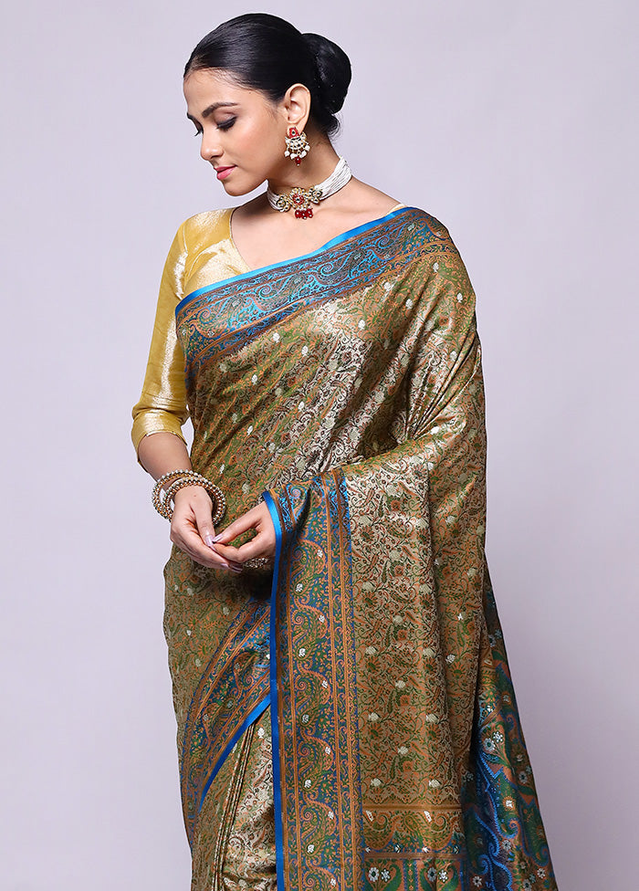 Mehendi Tanchoi Silk Saree With Blouse Piece