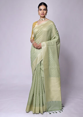 Green Kora Silk Saree With Blouse Piece