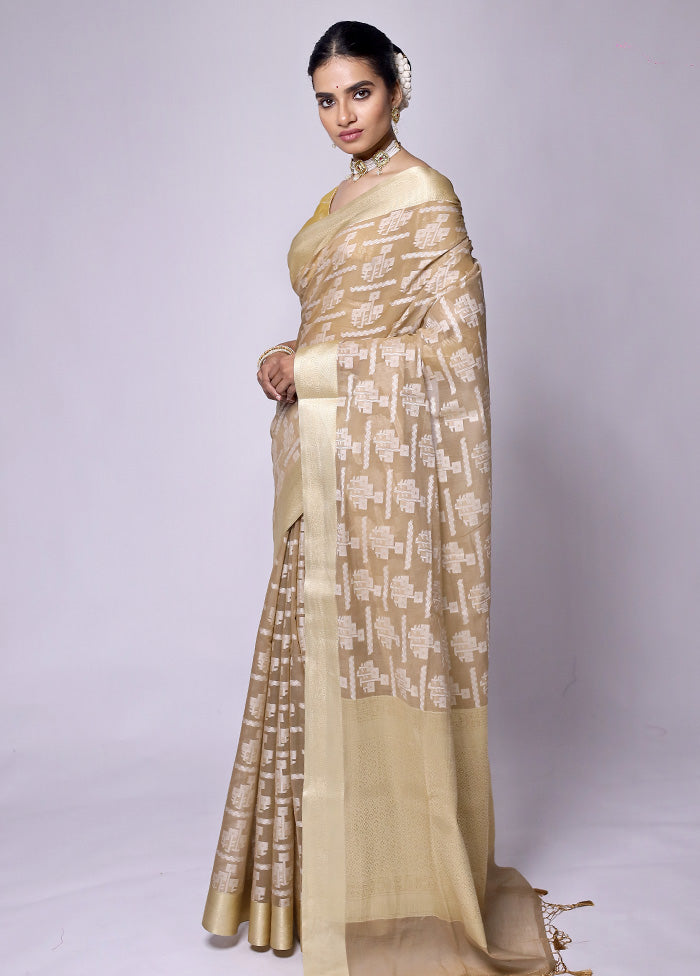 Beige Kora Silk Saree With Blouse Piece