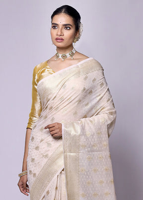 White Kora Silk Saree With Blouse Piece