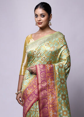 Green Dupion Silk Saree With Blouse Piece