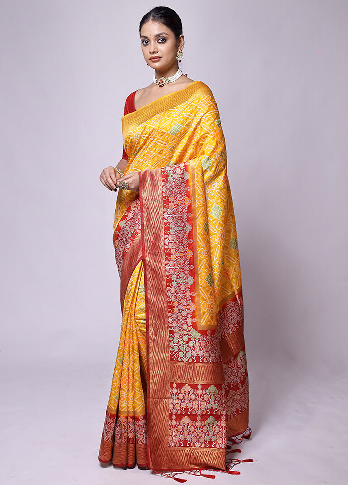 Yellow Dupion Silk Saree With Blouse Piece