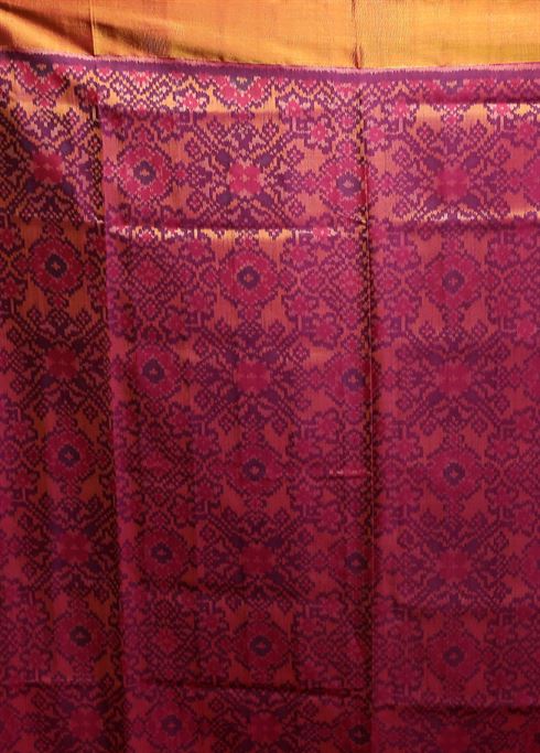 Pink Handloom Patola Pure Silk Saree With Blouse Piece