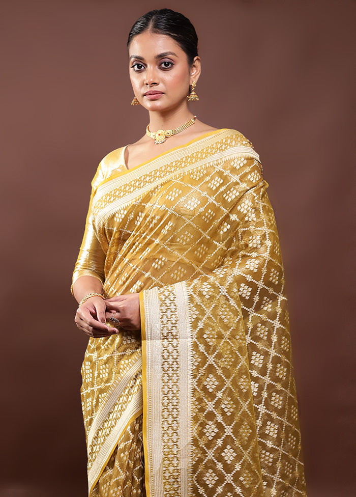 Yellow Kora Silk Saree With Blouse Piece