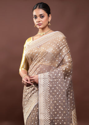 Grey Kora Silk Saree With Blouse Piece