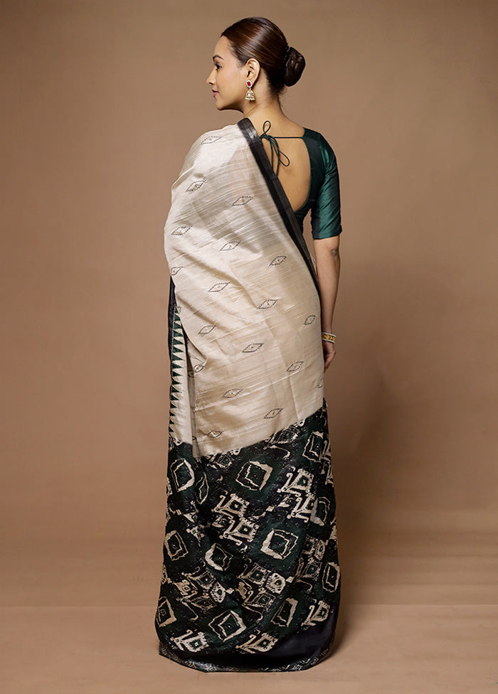 Cream Tussar Silk Saree With Blouse Piece