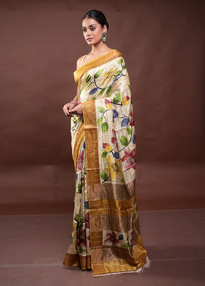 Cream Handloom Tussar Pure Silk Saree With Blouse Piece