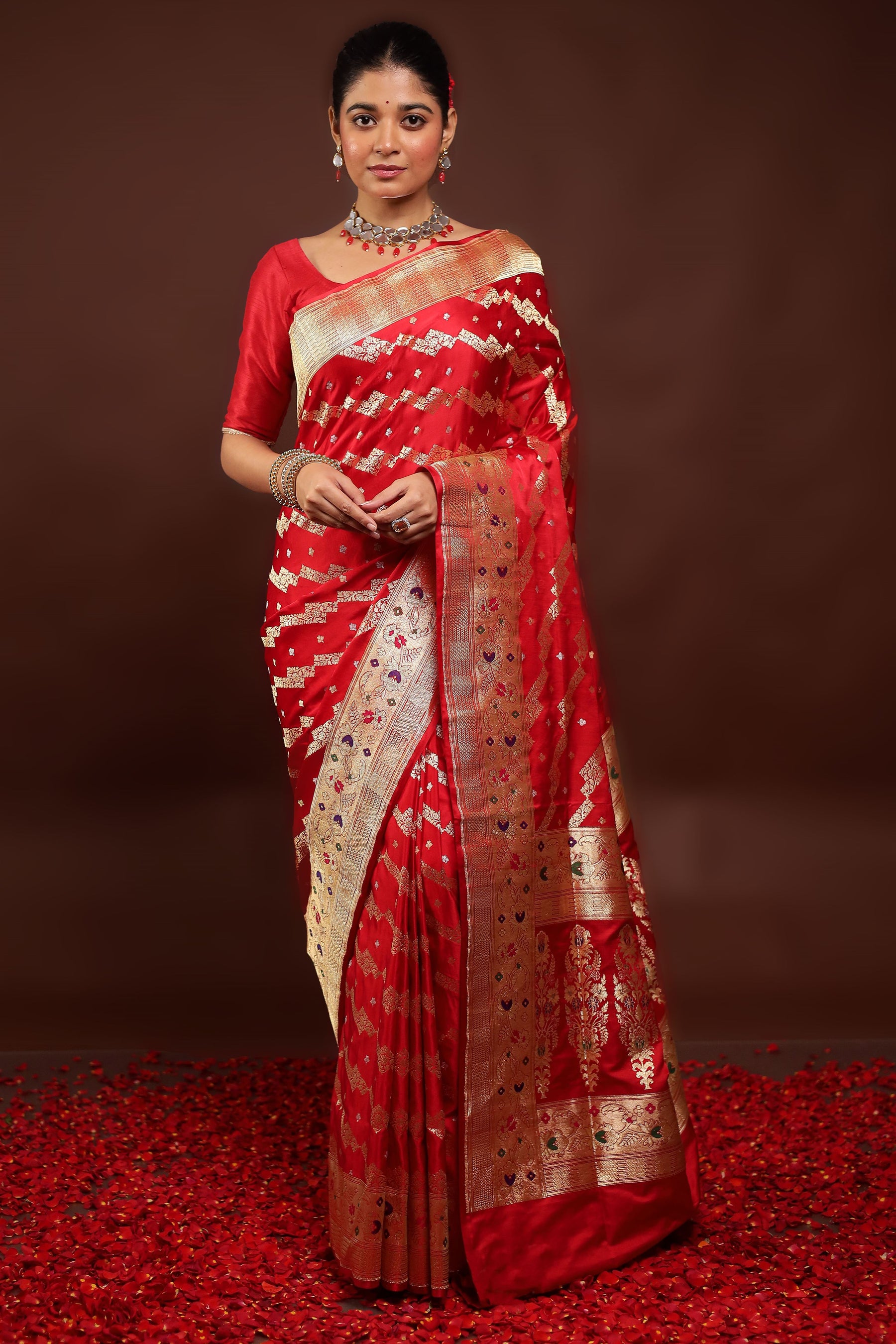 Red Handloom Banarasi Pure Silk Saree With Blouse Piece